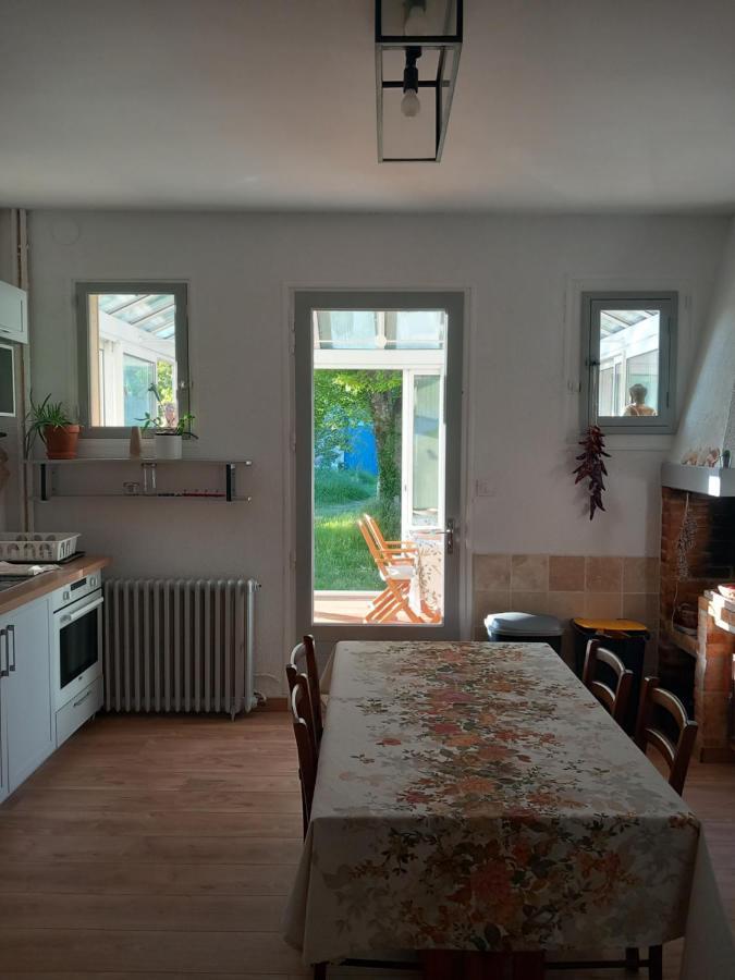 La Montagne Sud Bed & Breakfast Allemans Exterior foto