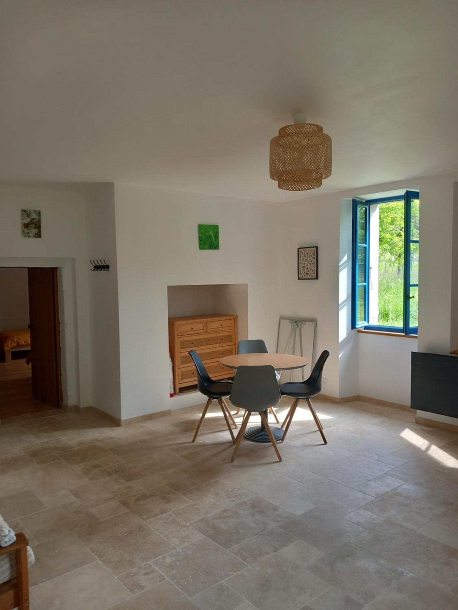 La Montagne Sud Bed & Breakfast Allemans Exterior foto